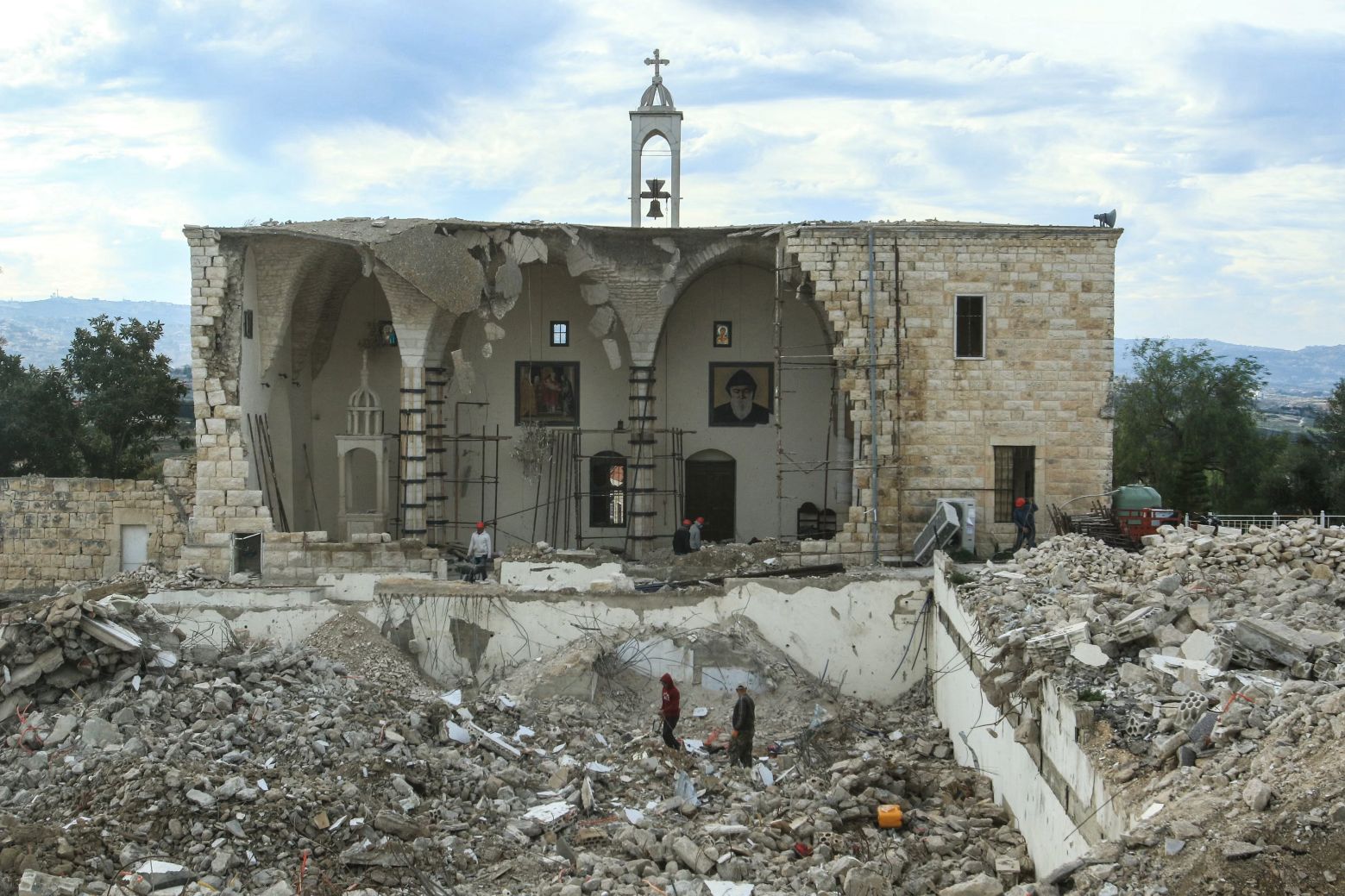 Lebanon nears completion of first phase of Hezbollah disarmament South of the Litani River